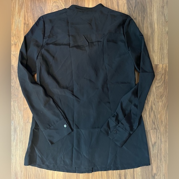 Finity ruffle blouse - Picture 2 of 3